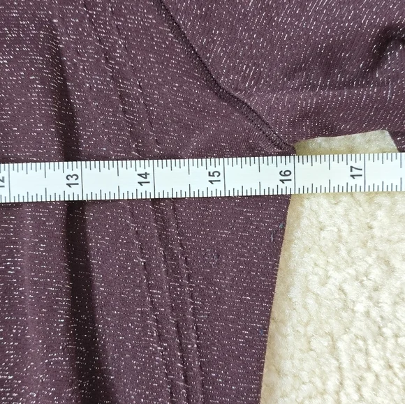 Athleta Speedlight Glow Top In Antique Burgundy - Picture 4 of 5